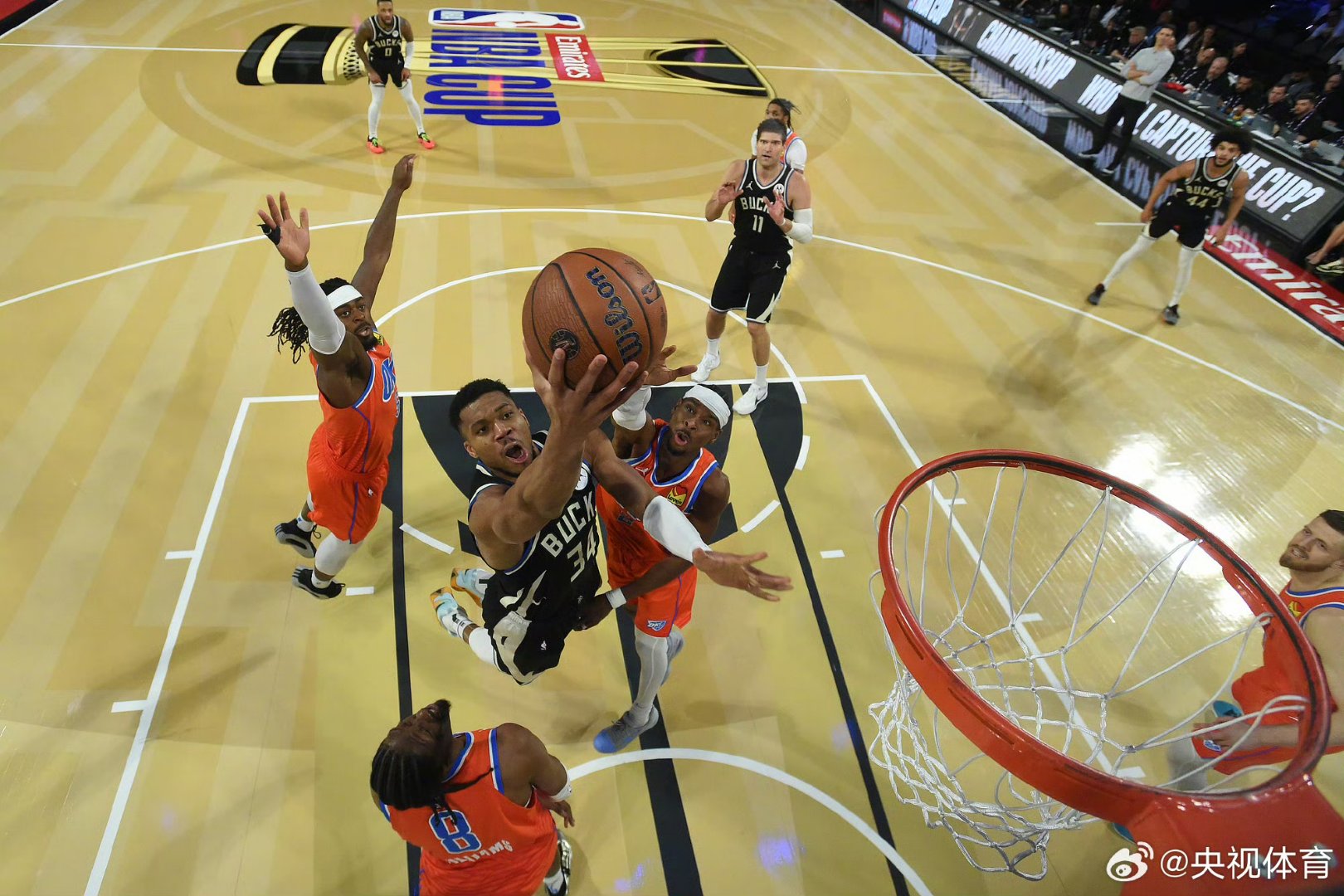 包含密尔沃基雄鹿迎NBA常规赛关键赛,转会期豪取连胜,引发热议,阵容厚度经受考验的词条 包含密尔沃基雄鹿迎NBA常规赛关键赛,转会期豪取连胜,引发热议,阵容厚度经受考验的词条